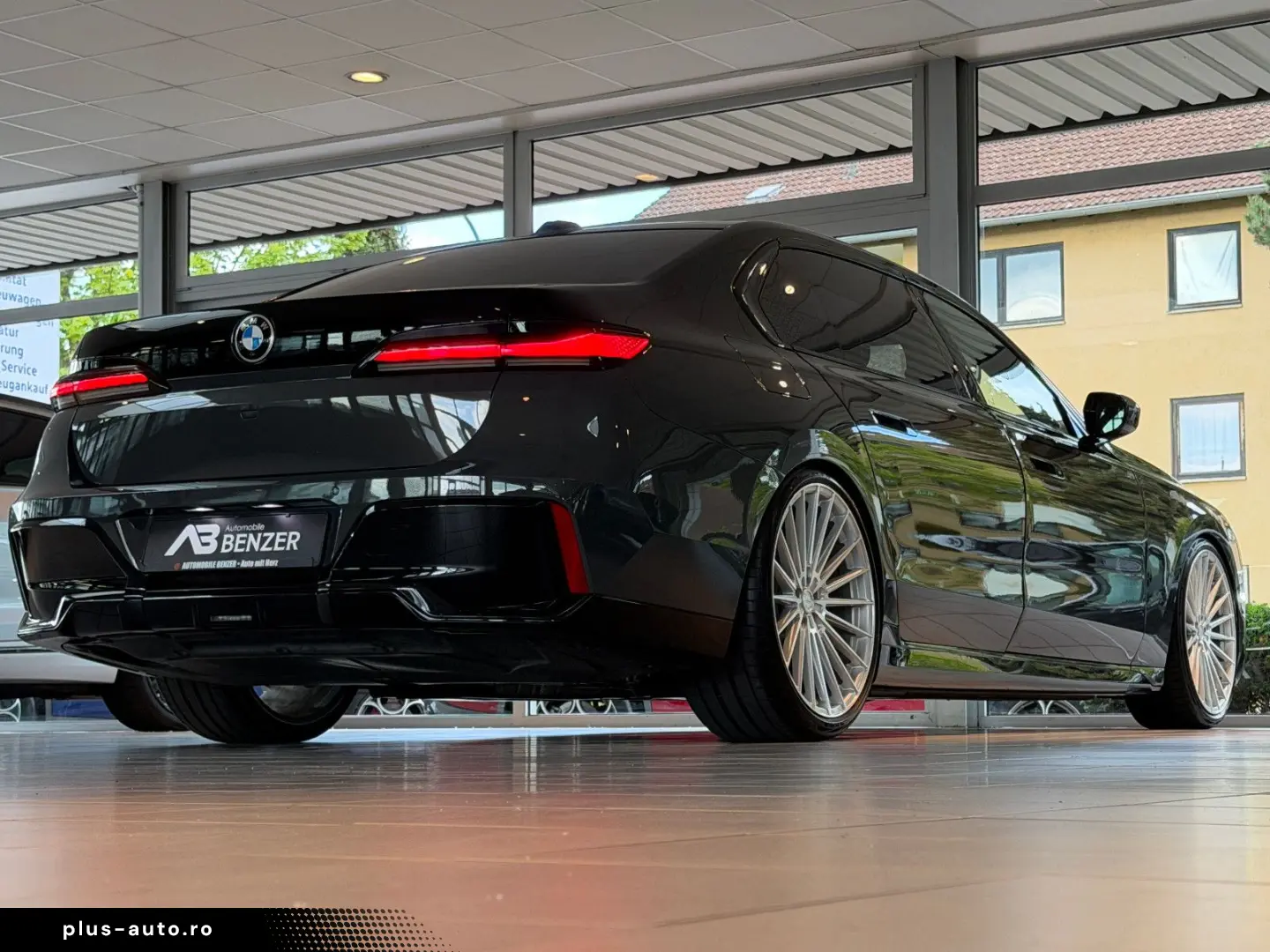 BMW 740 d xDrive M Sport CINEMA-TV SKY LOUNGE ICONIC