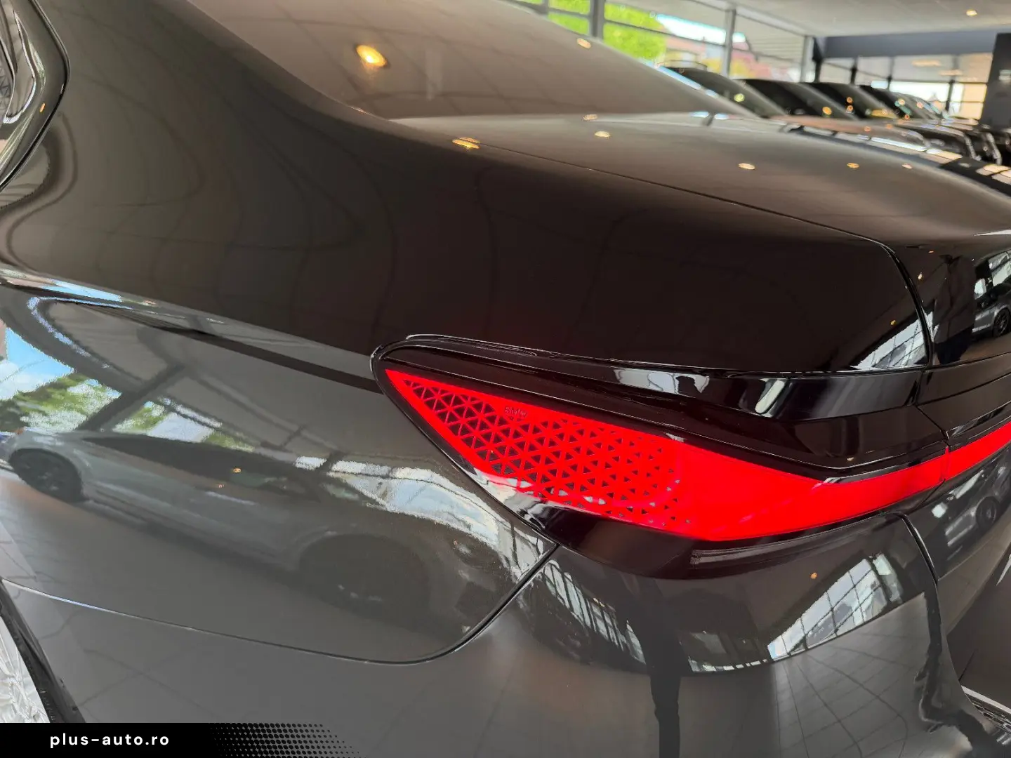 BMW 740 d xDrive M Sport CINEMA-TV SKY LOUNGE ICONIC