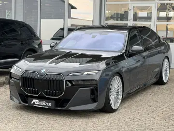 BMW 740 d xDrive M Sport CINEMA-TV SKY LOUNGE ICONIC