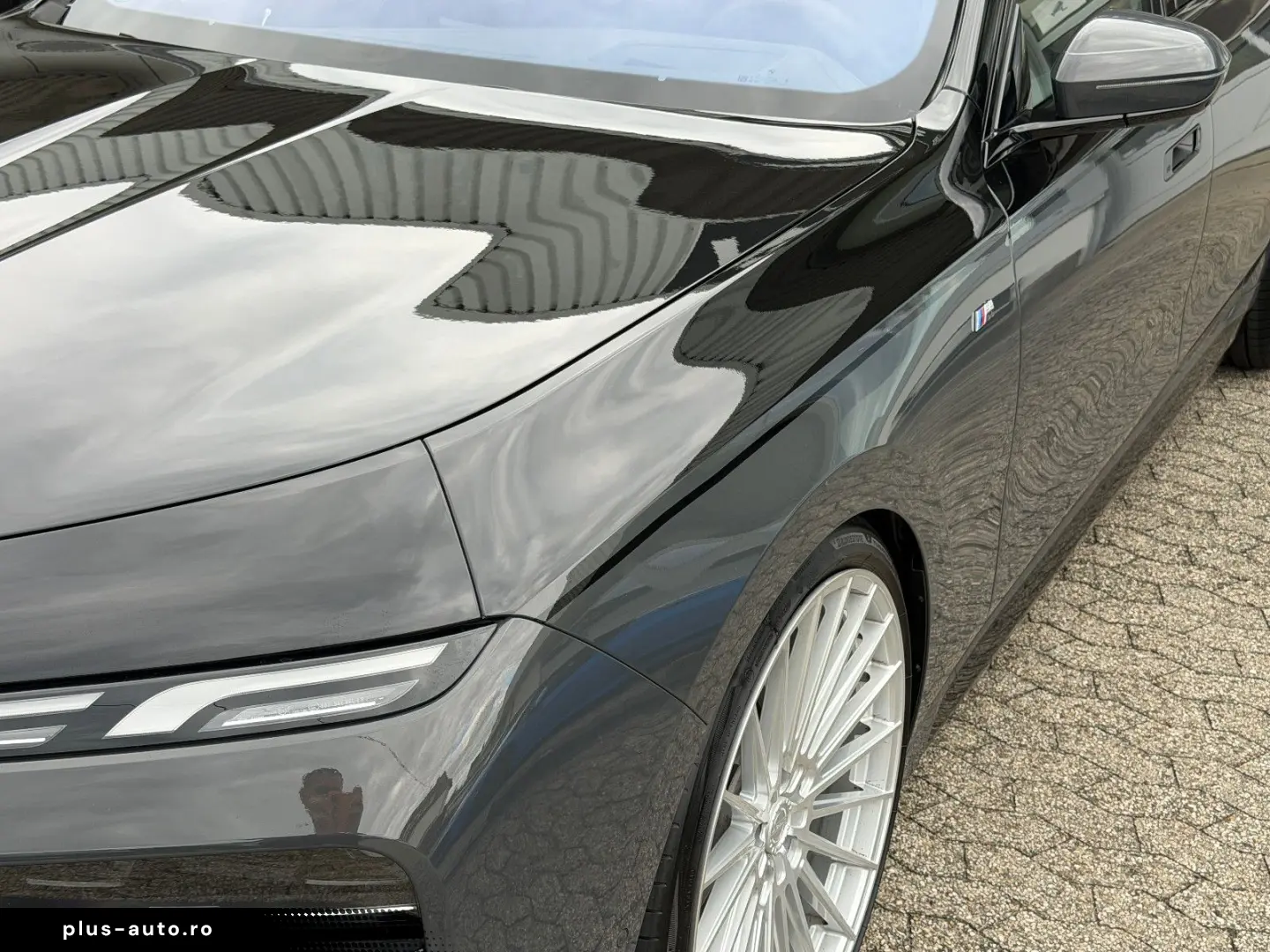BMW 740 d xDrive M Sport CINEMA-TV SKY LOUNGE ICONIC