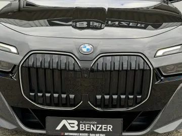 BMW 740 d xDrive M Sport CINEMA-TV SKY LOUNGE ICONIC