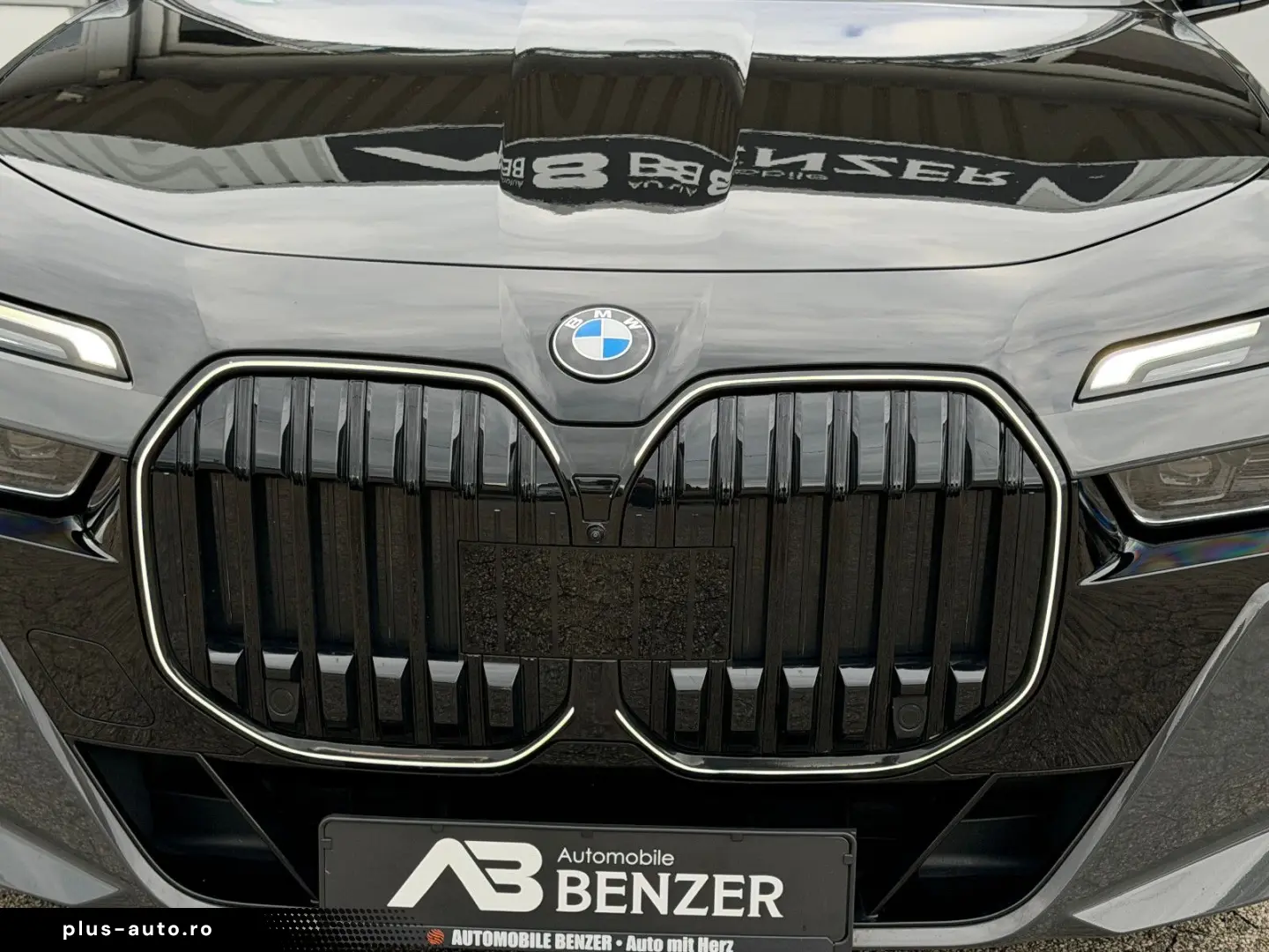 BMW 740 d xDrive M Sport CINEMA-TV SKY LOUNGE ICONIC