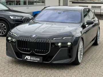 BMW 740 d xDrive M Sport CINEMA-TV SKY LOUNGE ICONIC