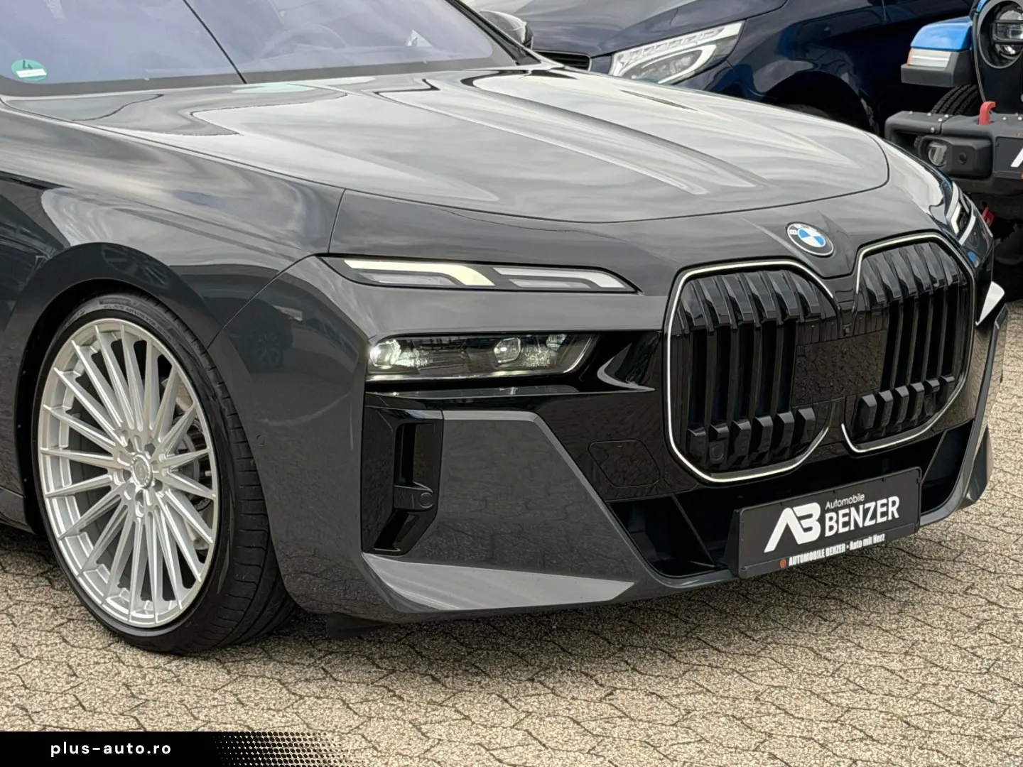 BMW 740 d xDrive M Sport CINEMA-TV SKY LOUNGE ICONIC