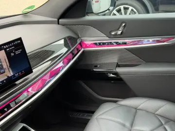 BMW 740 d xDrive M Sport CINEMA-TV SKY LOUNGE ICONIC