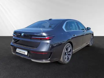 BMW 750e xDrive TV-Fond-Entertainment SkyLounge Auto