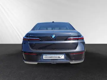 BMW 750e xDrive TV-Fond-Entertainment SkyLounge Auto
