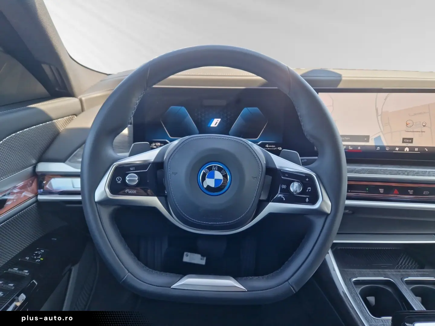 BMW 750e xDrive TV-Fond-Entertainment SkyLounge Auto