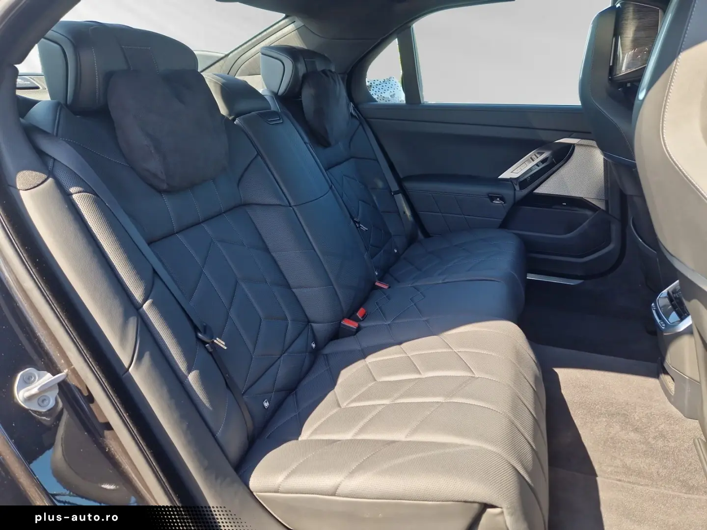 BMW 750e xDrive TV-Fond-Entertainment SkyLounge Auto