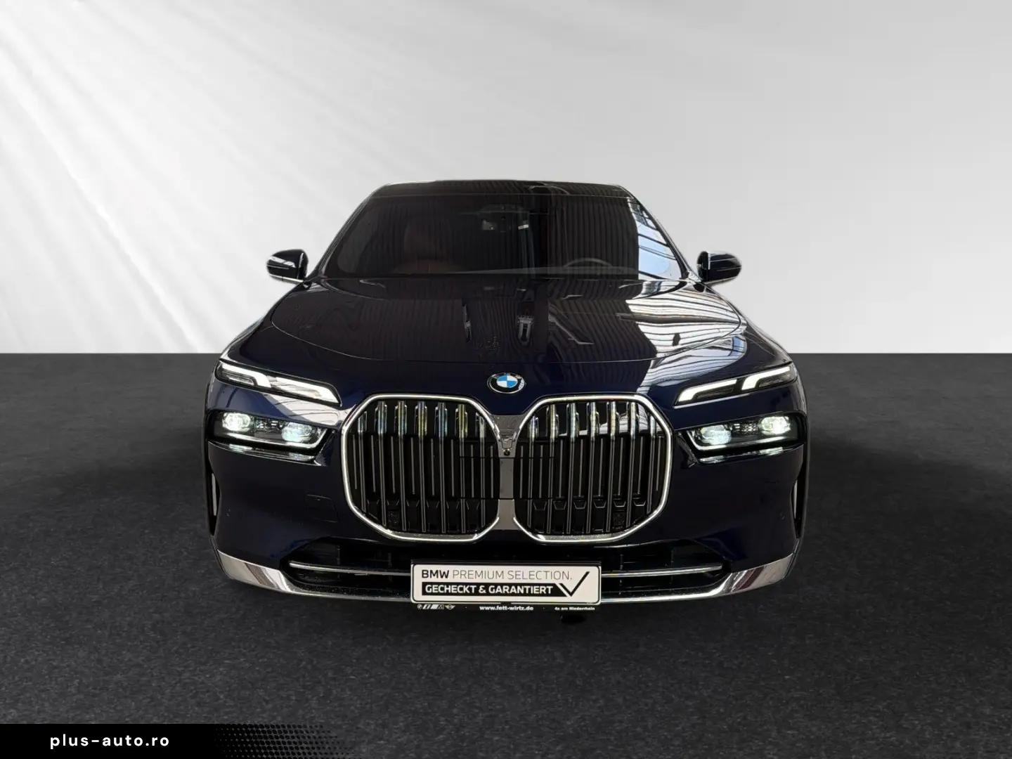 BMW 740d xDrive TV-Fond-Entertainment Autobahnass.