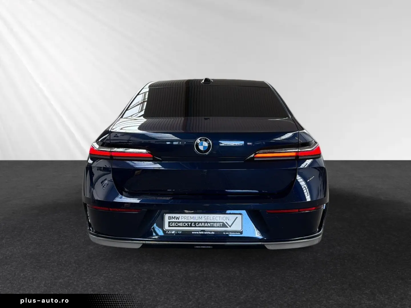 BMW 740d xDrive TV-Fond-Entertainment Autobahnass.