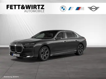 BMW 750e xDrive TV-Fond-Entertainment SkyLounge