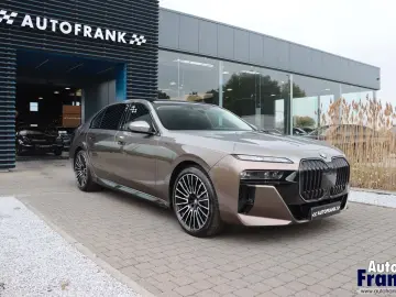 BMW 740D 4X4   M-SPORT   2-TONE   TV   LOUNGE   B&W