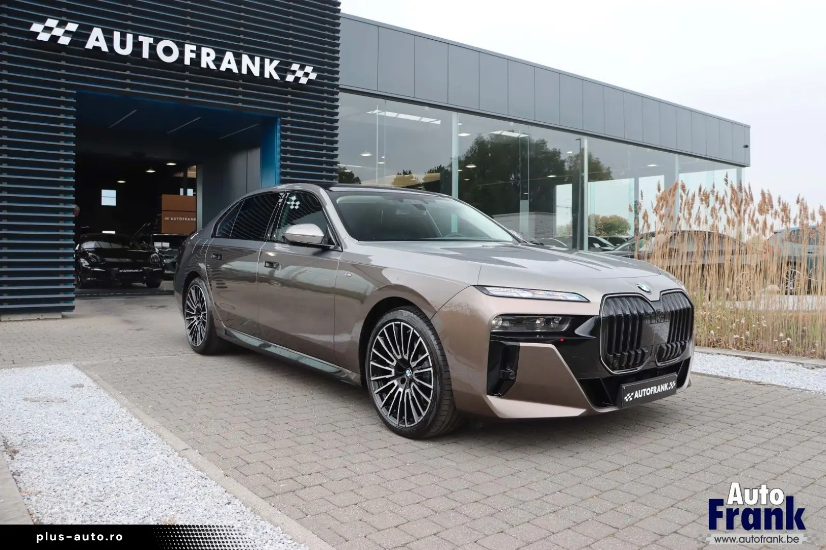 BMW 740D 4X4   M-SPORT   2-TONE   TV   LOUNGE   B&W