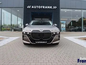 BMW 740D 4X4   M-SPORT   2-TONE   TV   LOUNGE   B&W