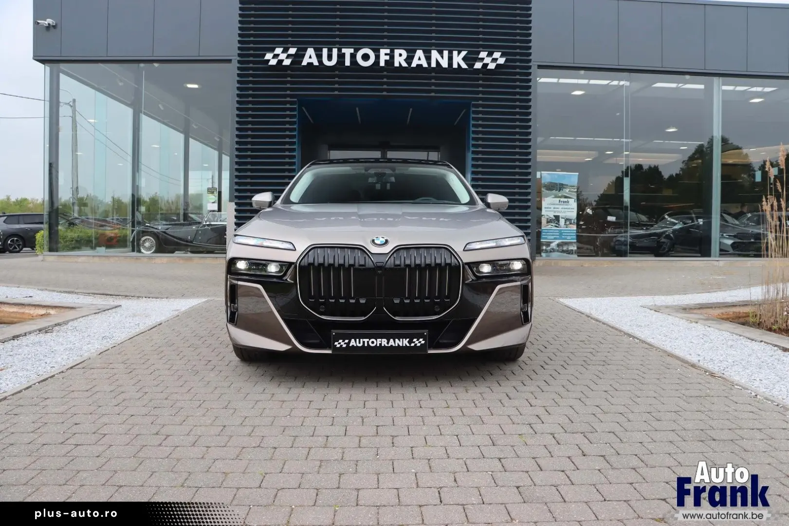 BMW 740D 4X4   M-SPORT   2-TONE   TV   LOUNGE   B&W