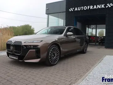 BMW 740D 4X4   M-SPORT   2-TONE   TV   LOUNGE   B&W