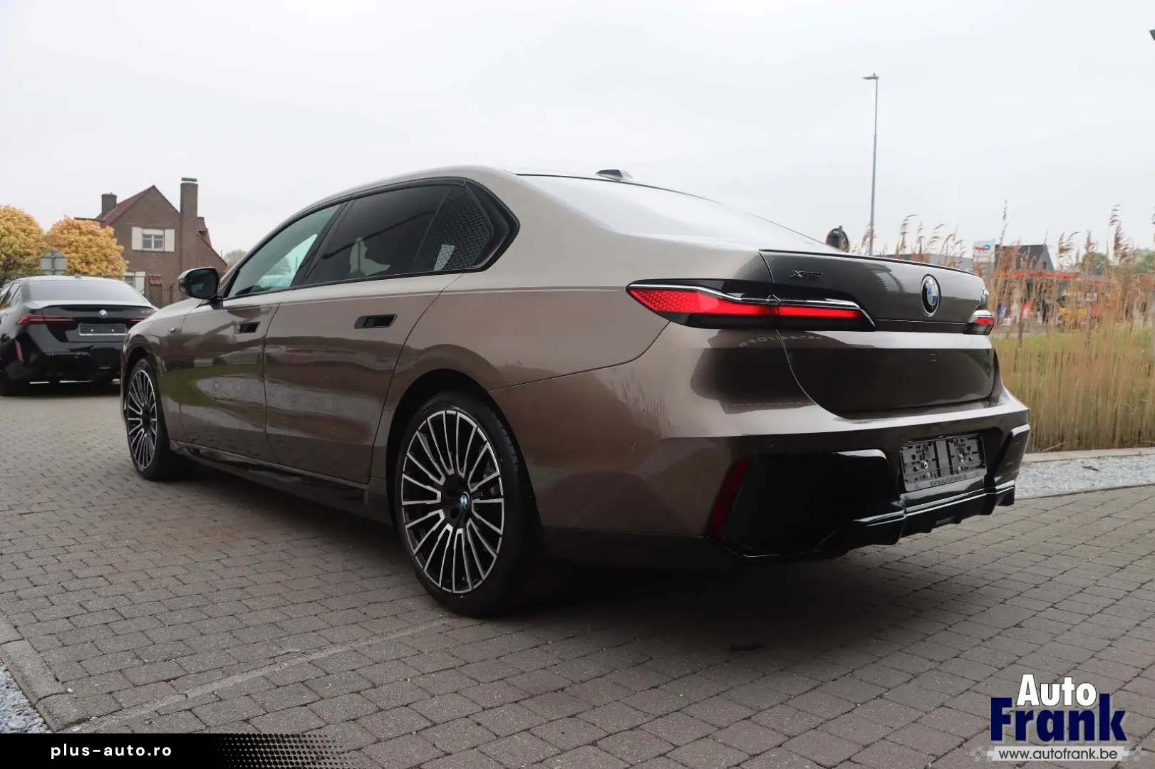 BMW 740D 4X4   M-SPORT   2-TONE   TV   LOUNGE   B&W