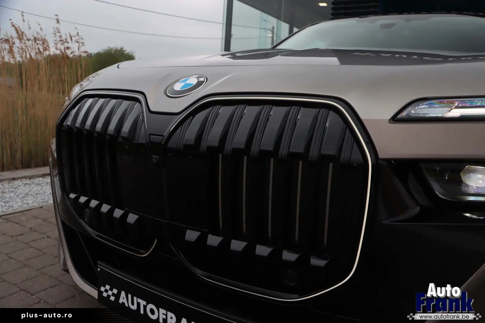BMW 740D 4X4   M-SPORT   2-TONE   TV   LOUNGE   B&W