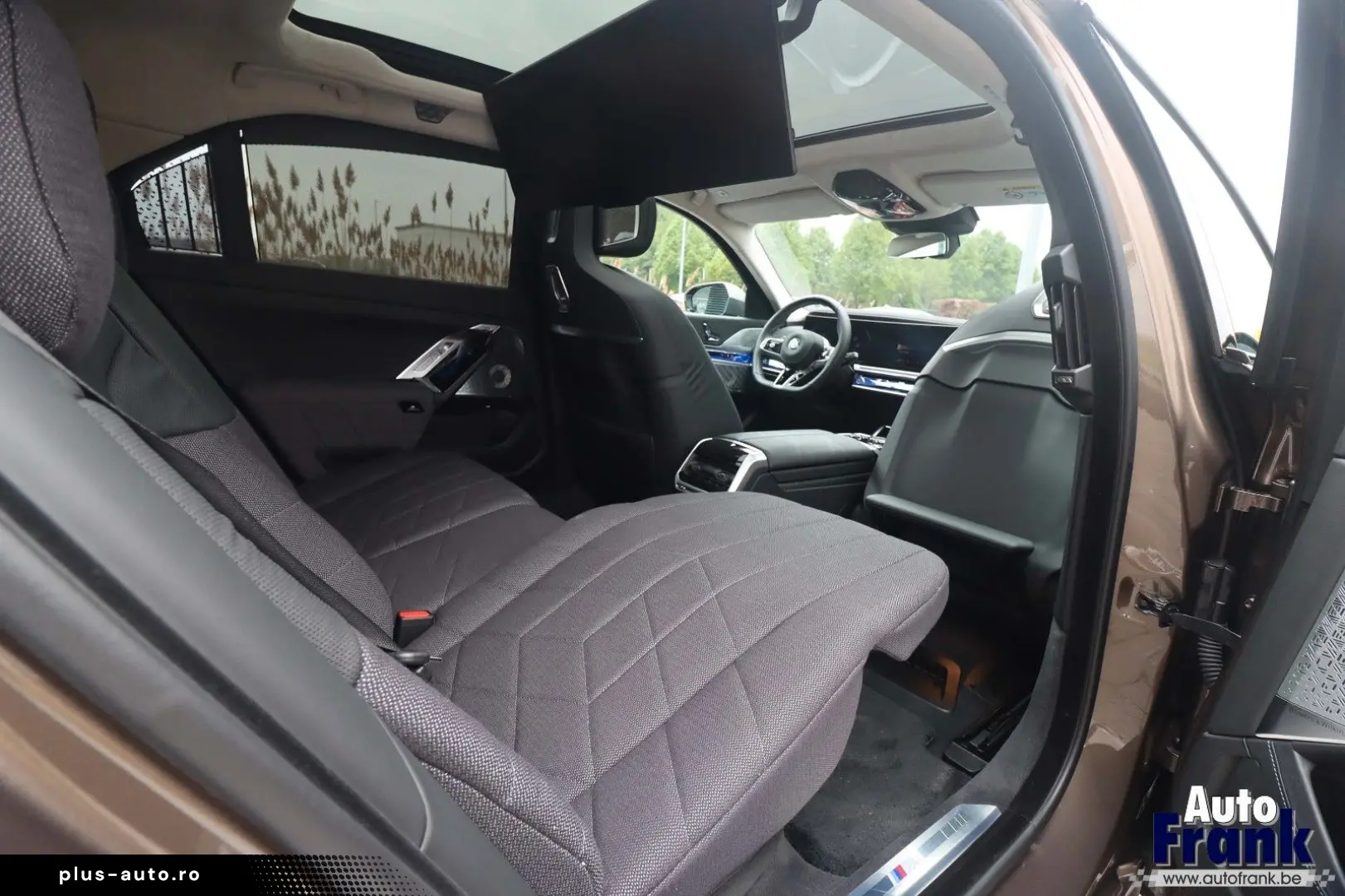BMW 740D 4X4   M-SPORT   2-TONE   TV   LOUNGE   B&W