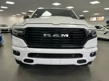 DODGE RAM 5 7l V8  Longbed  AHK   SHZ  4x4