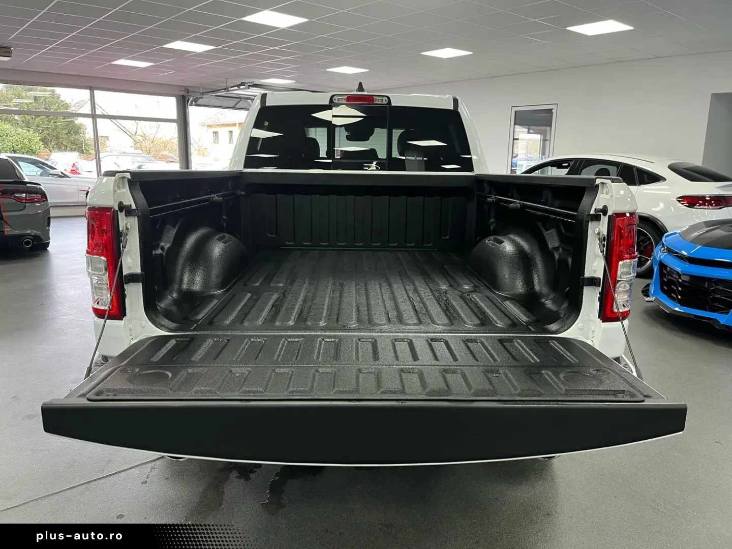 DODGE RAM 5 7l V8  Longbed  AHK   SHZ  4x4