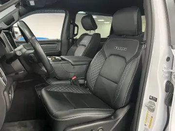 DODGE RAM 5 7l V8  Longbed  AHK   SHZ  4x4