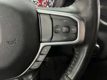 DODGE RAM 5 7l V8  Longbed  AHK   SHZ  4x4
