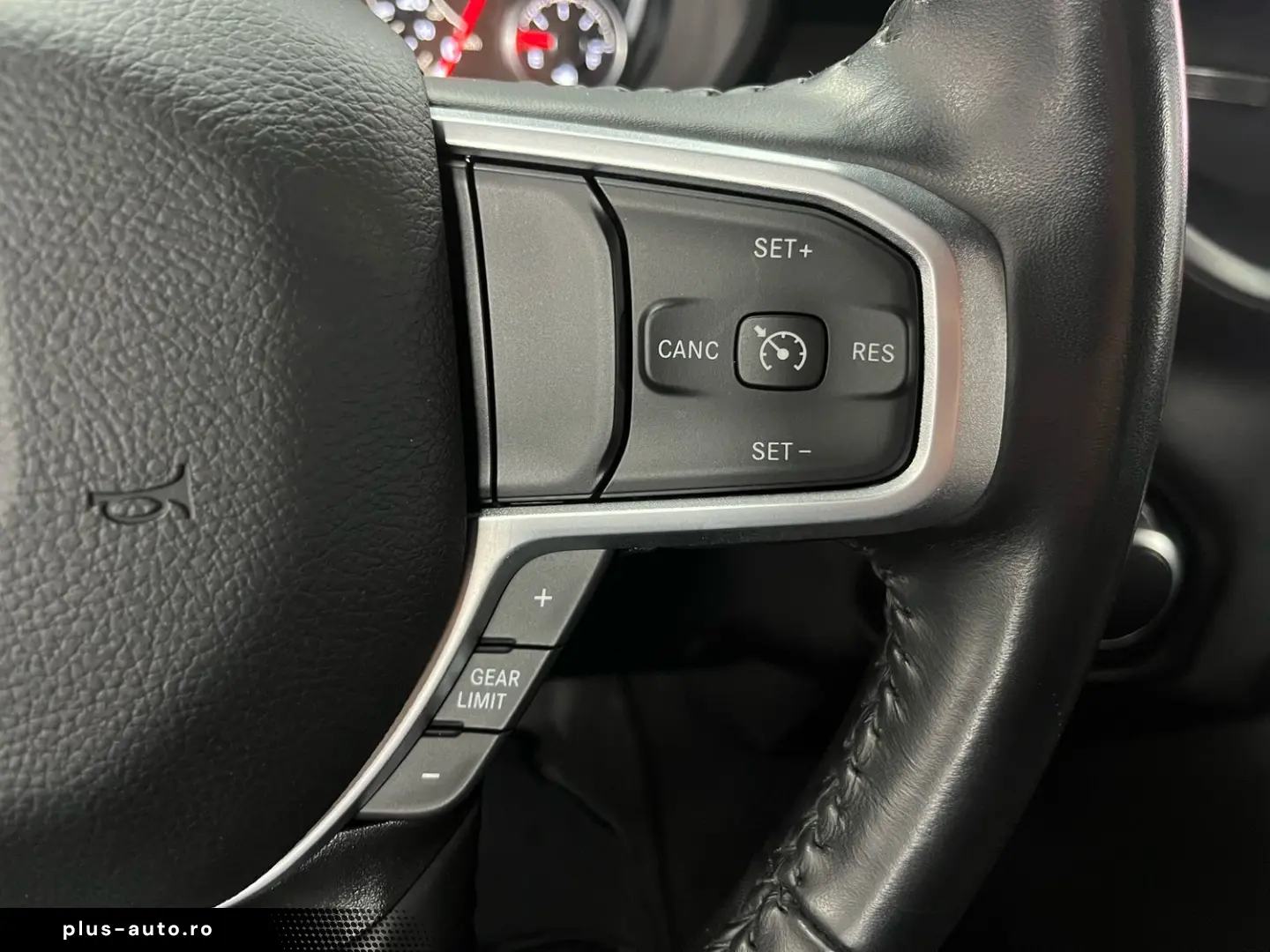 DODGE RAM 5 7l V8  Longbed  AHK   SHZ  4x4