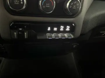 DODGE RAM 5 7l V8  Longbed  AHK   SHZ  4x4