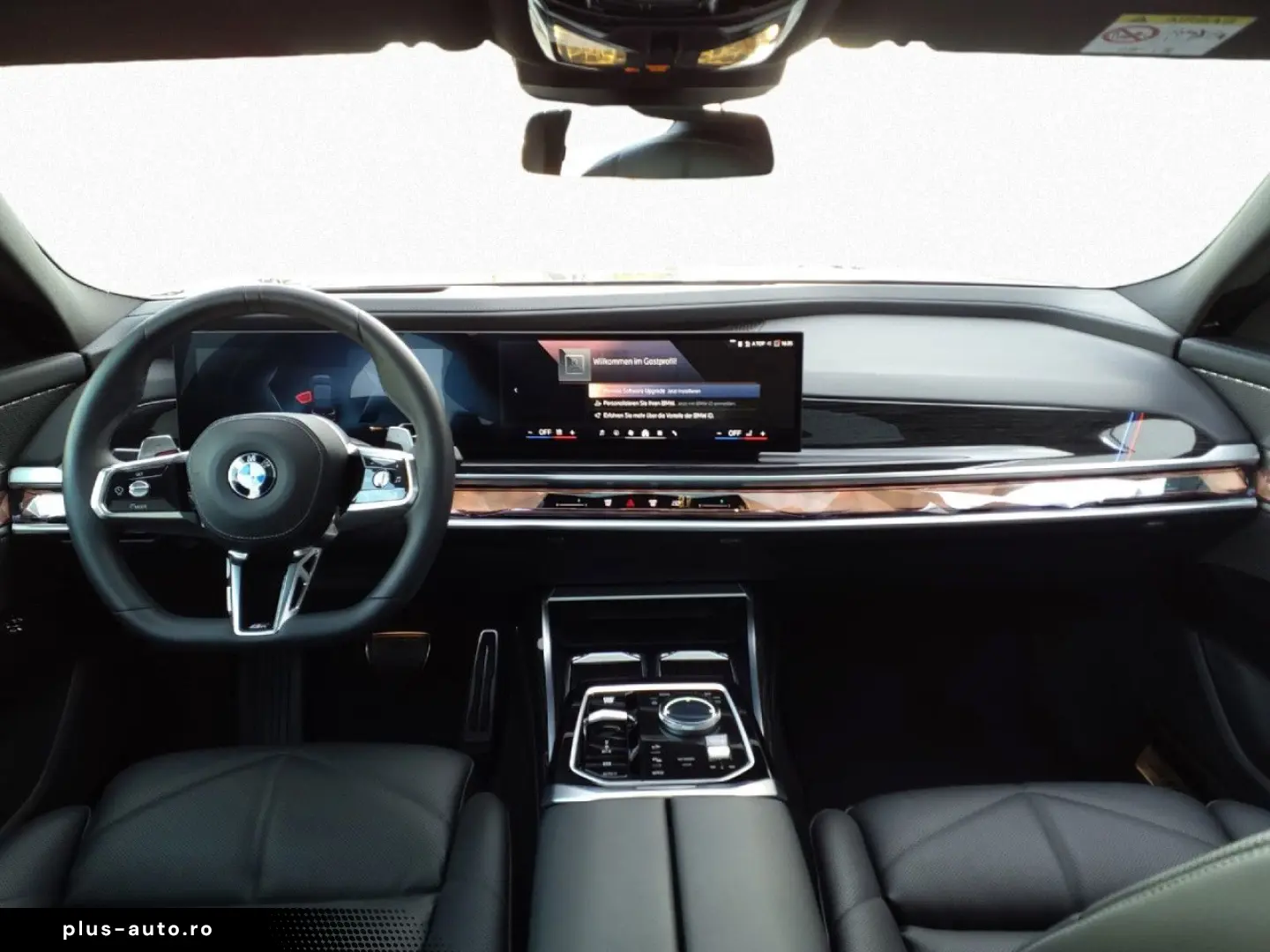 BMW 740d xDr M SPORT FondEnt SkyL StHz 360 B&W DAPro