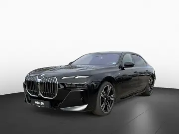 BMW 740d xDr M Sport Fond-Ent StHz SkyL Autobahn B&W