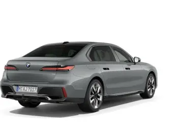 BMW 740d xDrive Fond Entertainment M Sport Pro Massa