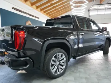GMC Denali 6.2L V8 426PS