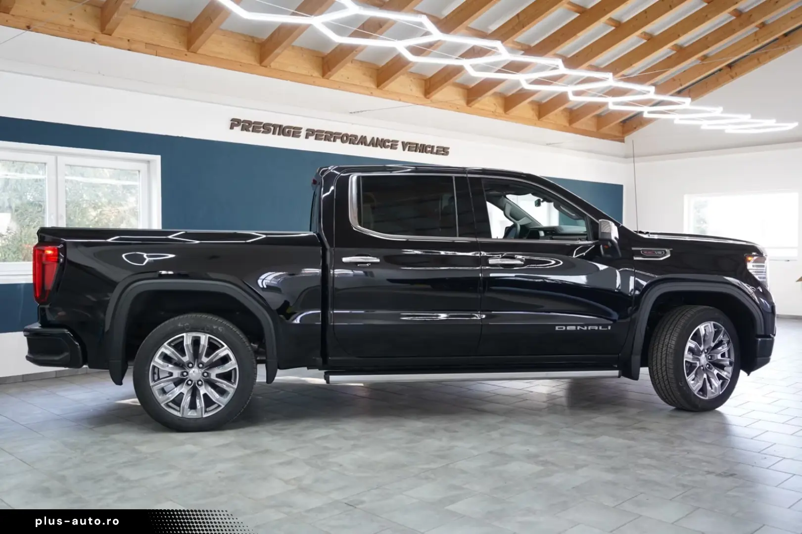 GMC Denali 6.2L V8 426PS