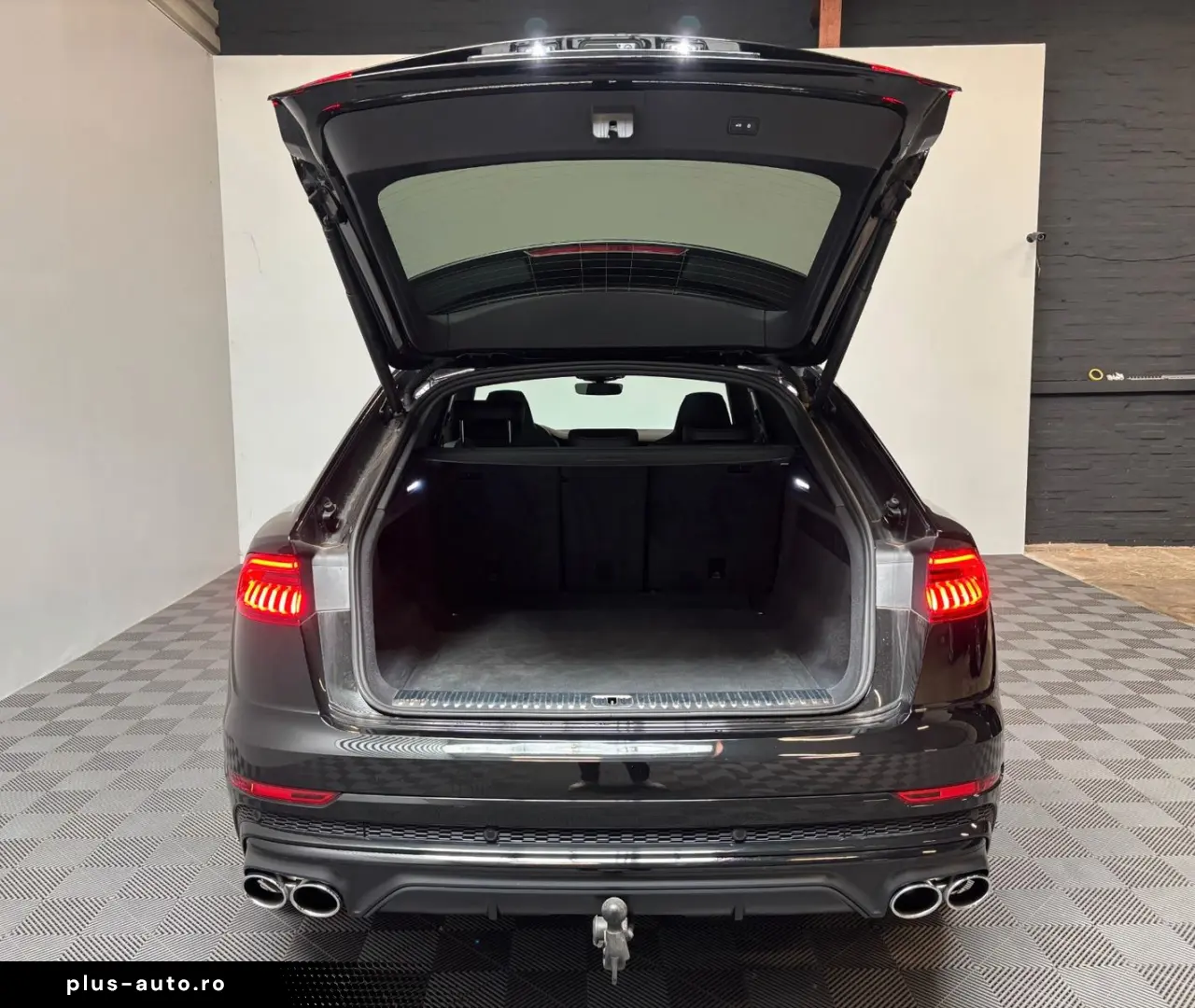 AUDI SQ8 4.0 TFSI quattro AHK-Pano-StandHz.-HuD-B&O