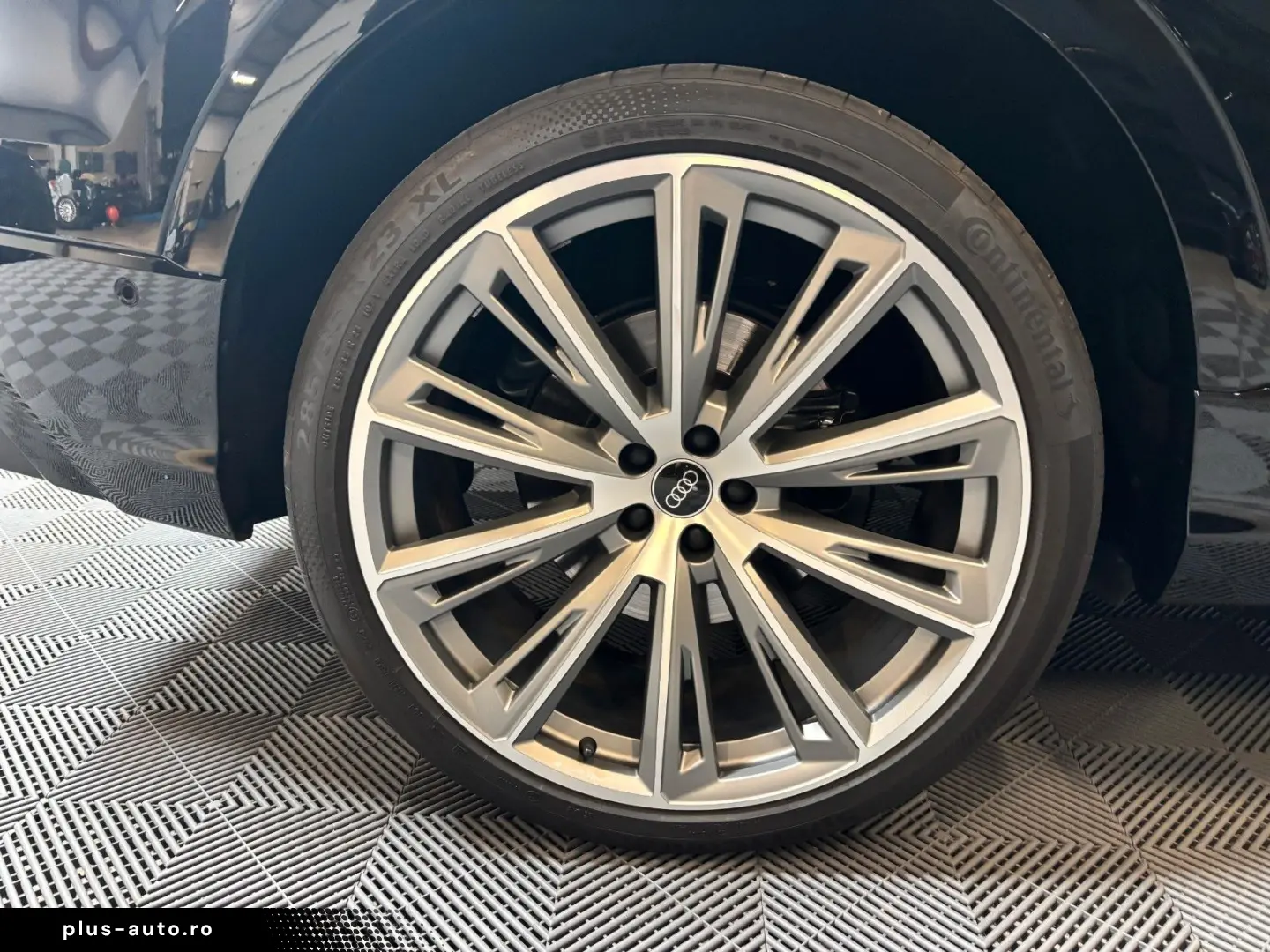 AUDI SQ8 4.0 TFSI quattro AHK-Pano-StandHz.-HuD-B&O