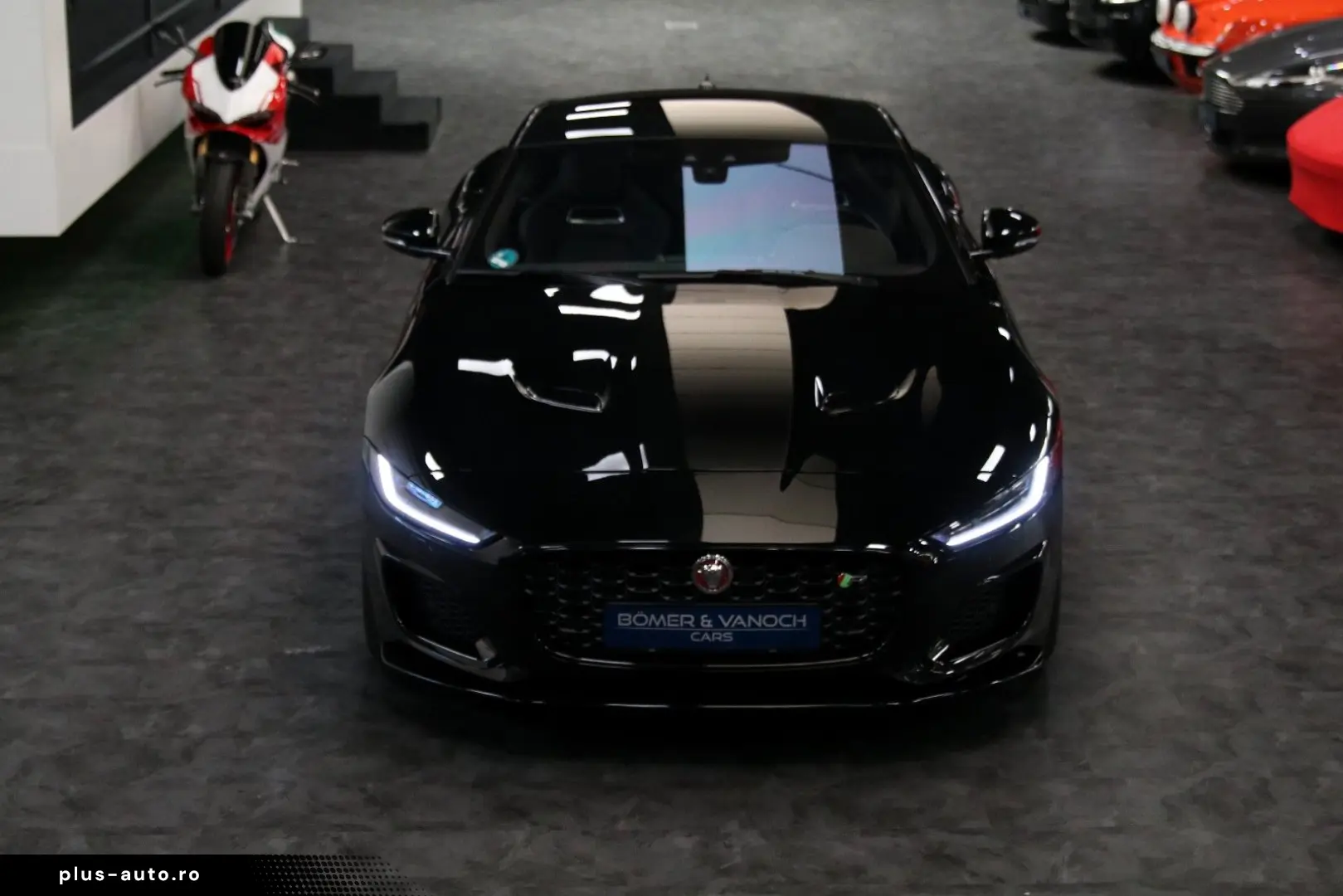 JAGUAR F-TYPE Coupe P575 R AWD 75R Edition Black