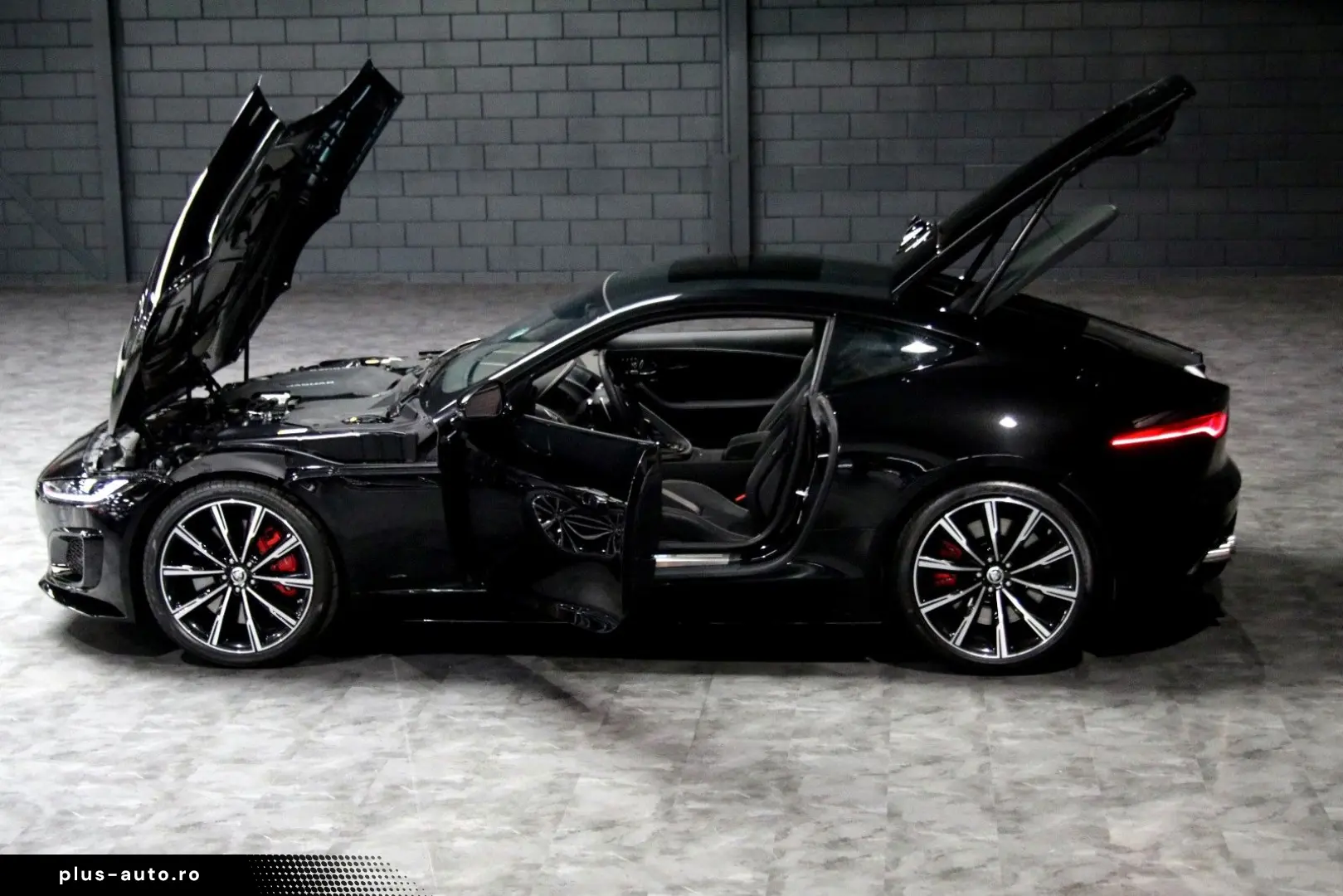 JAGUAR F-TYPE Coupe P575 R AWD 75R Edition Black