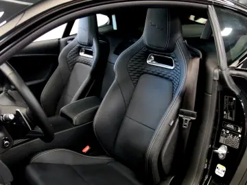 JAGUAR F-TYPE Coupe P575 R AWD 75R Edition Black