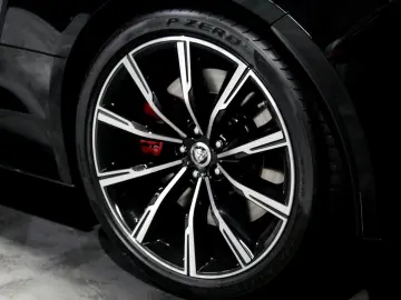JAGUAR F-TYPE Coupe P575 R AWD 75R Edition Black