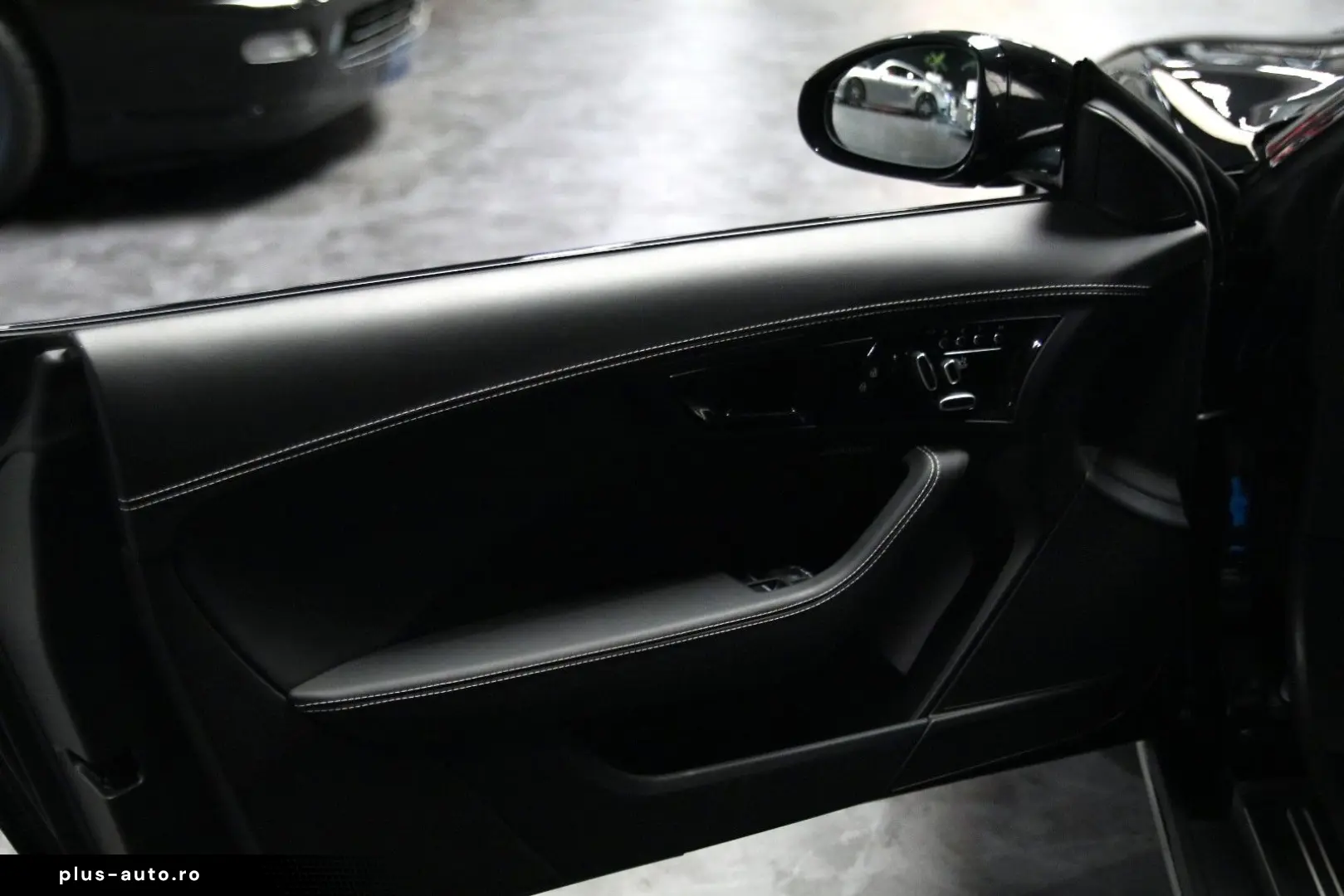 JAGUAR F-TYPE Coupe P575 R AWD 75R Edition Black