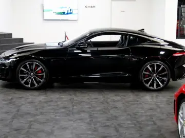 JAGUAR F-TYPE Coupe P575 R AWD 75R Edition Black