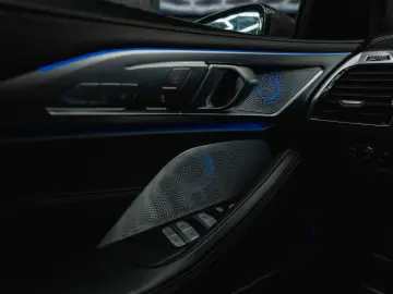 BMW M850i xDrive M-Performance  Laser B&W ACC 360