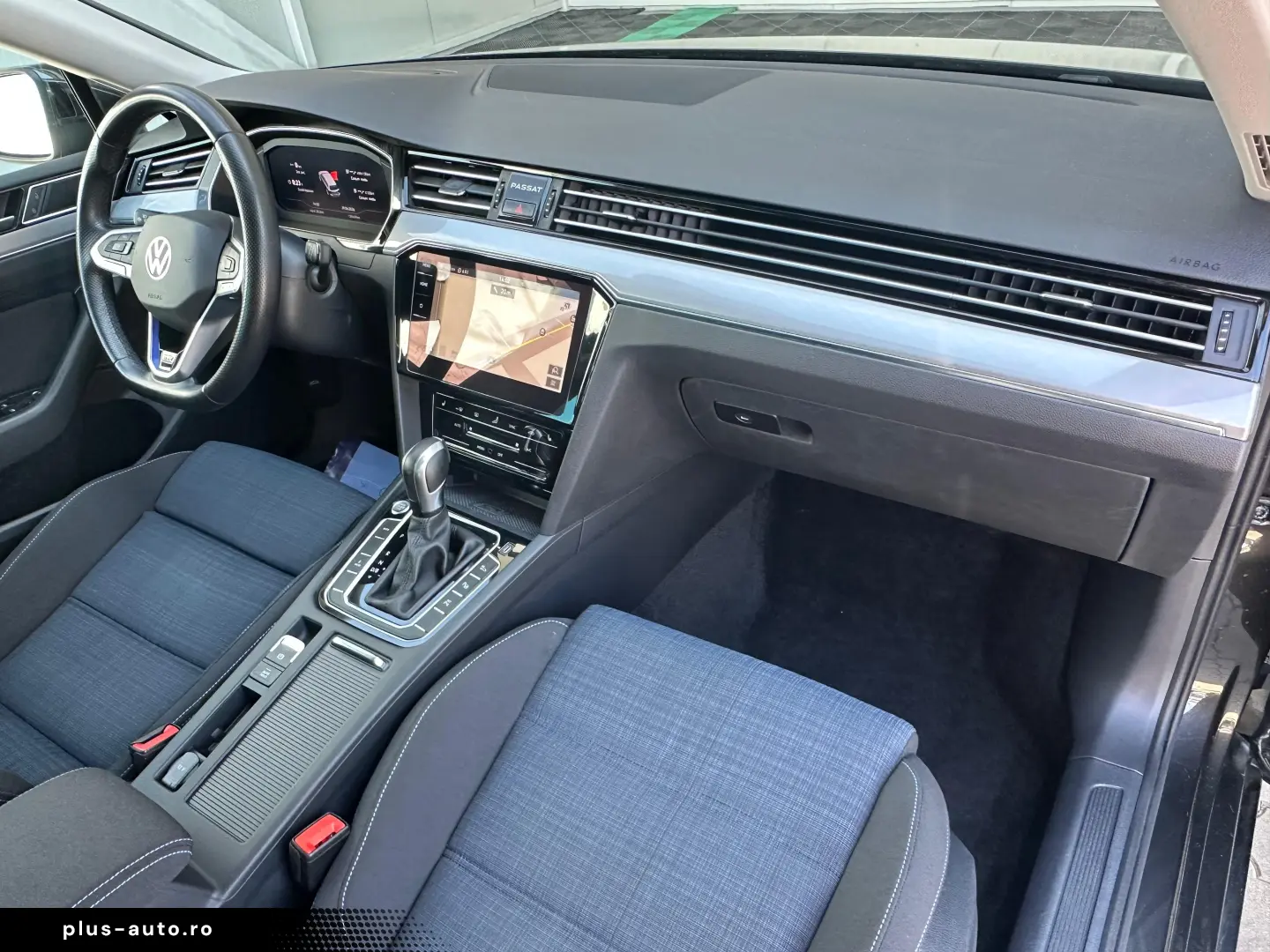 Volkswagen Passat GTE SW 1.4 Benzina Hibrid 156 CP An 2021