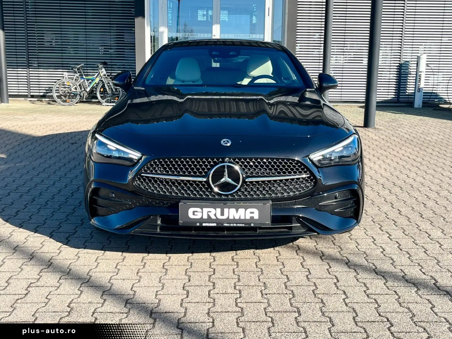MERCEDES-BENZ CLE 300 e  AMG Night Pano Brum DigiLig&hellip;