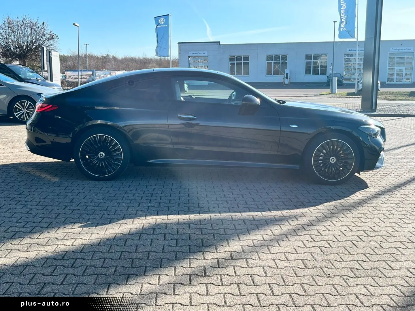MERCEDES-BENZ CLE 300 e  AMG Night Pano Brum DigiLig&hellip;