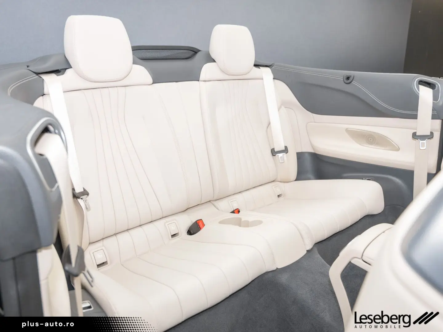 MERCEDES-BENZ E 450 4M AMG Cabrio Multibeam Sthzg Distro 360
