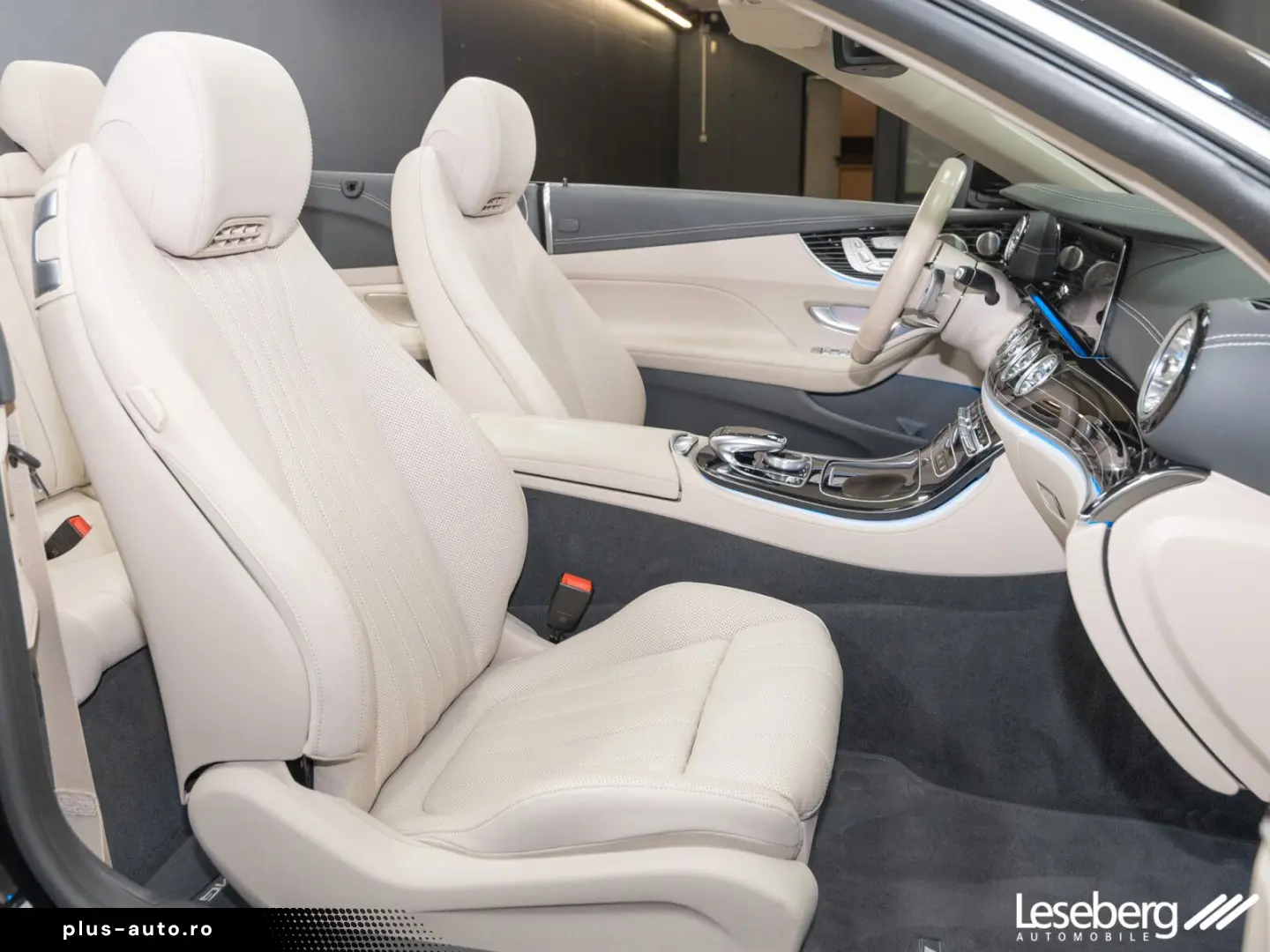 MERCEDES-BENZ E 450 4M AMG Cabrio Multibeam Sthzg Distro 360