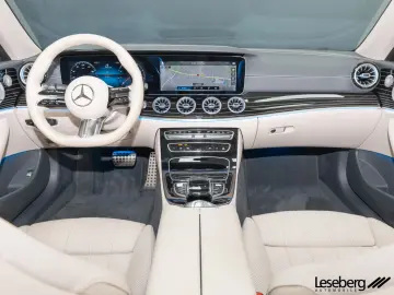 MERCEDES-BENZ E 450 4M AMG Cabrio Multibeam Sthzg Distro 360